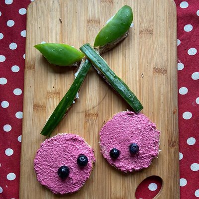 #🍒 Moin meine zuckerschnuten… einen kirschigen mittwoch (was immer das ist😂) wünscht euch euer tschigg🍒🍒🍒