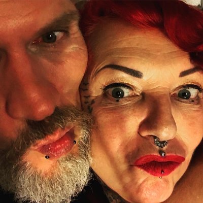 Du bist immer für mich da,auch wenn ich manchmal scheisse bin.