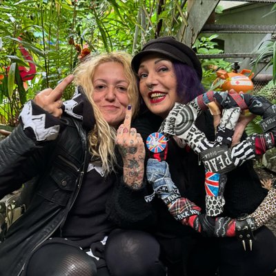 ohh was für ein zauberschöner nachmittag 🌈besuch von meiner liebsten silke zwergenschön, rebellin und kämpferin wie ich🌈schwester ichliebdich