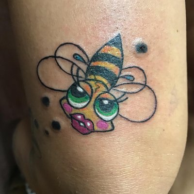 und ein kleiner Lückenfüller für meine suse🐝🐝🐝