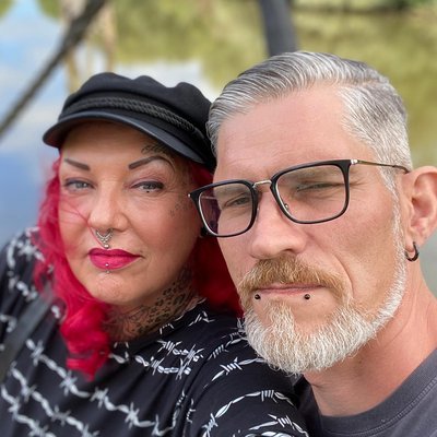 Moin meine zuckerschnuten,Urlaub vorbei, ich probiere gleich noch die ersten muffins meines Lebens und freu mich auf euch ♥️⚓️♥️