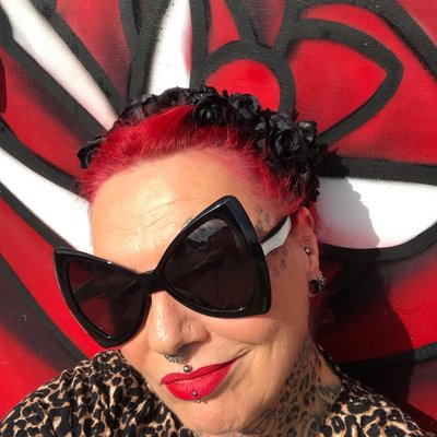 Moin ihr zuckerschnuten,heute kein wannado,aber nexte woche 2♥️♥️ich schwör😂😂😂schönen Dienstag euch euer Tschigg ❤️⚓️❤️