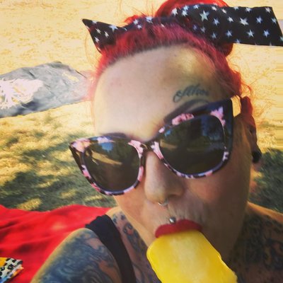 Hah,alles erledigt ✅ 🥙🧘‍♀️✏️,jetzt 🏖☀️👙und später gibts noch n wannado