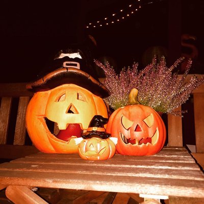 Einen wunderschönen Abend euch allen süßen 🎃🎃🎃🎃🎃🎃
