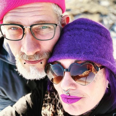 #❄️ beachtet die hand in der brillenspiegelung🤣🤣🤣