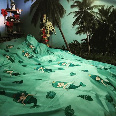 Wenn man nach hause kommt und einem der liebste das bett frisch bezogen hat.