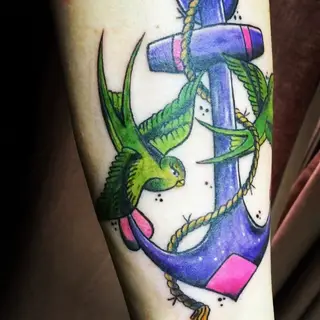 Tattoo von Tschiggy mit einem Anker im Bubblegum-Art-Stil