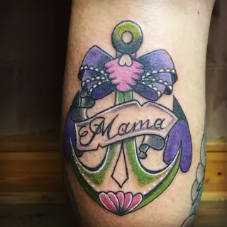 Tattoo von Tschiggy mit einem Anker im Bubblegum-Art-Stil