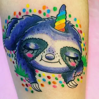 Tattoo von Tschiggy mit einem Einhorn im Bubblegum-Art-Stil