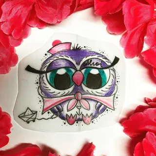 Tattoo-Entwurf von Tschiggy mit einer Eule im Bubblegum-Art-Stil