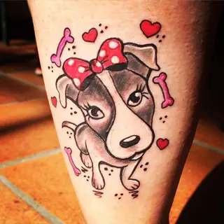 Tattoo von Tschiggy mit einem Hund im Bubblegum-Art-Stil