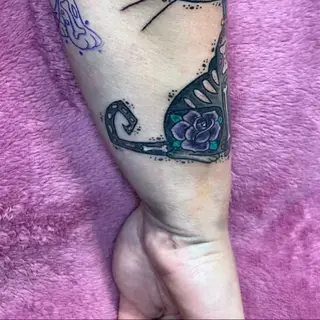 Tattoo-Entwurf von Tschiggy mit einer Katze im Bubblegum-Art-Stil