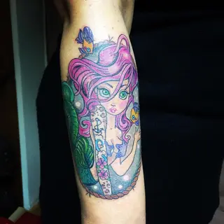 Tattoo von Tschiggy mit einer Meerjungfrau im Bubblegum-Art-Stil
