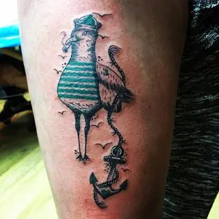 Tattoo von Tschiggy mit einer Möwe und einem Anker im Bubblegum-Art-Stil