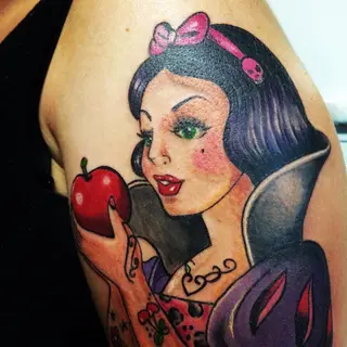Tattoo von Tschiggy mit Schneewittchen im Bubblegum-Art-Stil