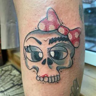 Tattoo-Entwurf von Tschiggy mit einem Totenkopf im Bubblegum-Art-Stil